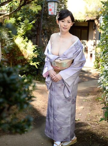 竹内梨恵・中山香苗|【竹内梨恵/中山香苗】エロ女将が三つ星テクで禁断のおもてなし-Vシネマ